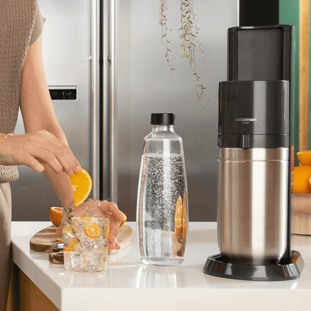 SodaStream Duo black sparkling water machine